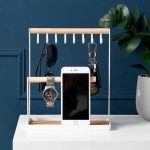 Desktop Cosmetic Storage Rack